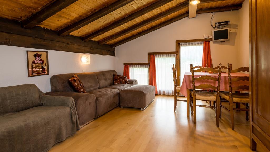 Apartments Atlas Saas-Grund Szoba fotó