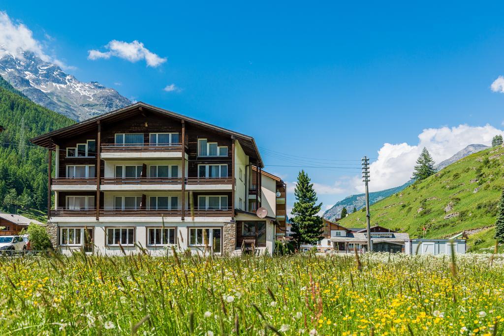 Apartments Atlas Saas-Grund Szoba fotó