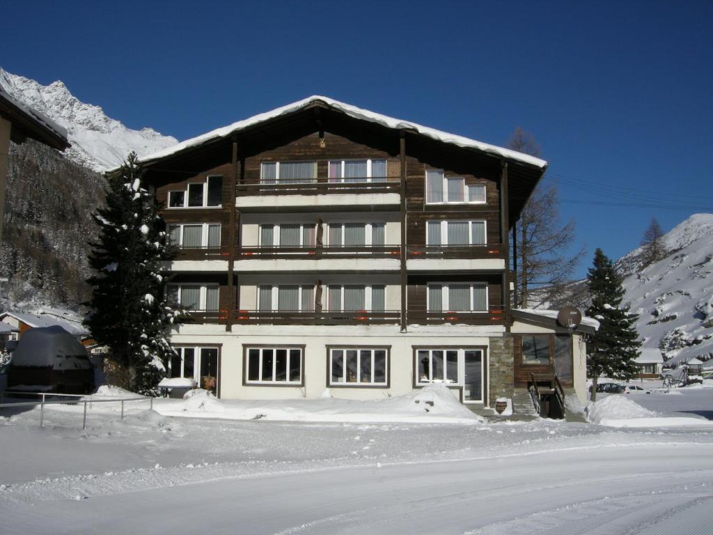 Apartments Atlas Saas-Grund Kültér fotó